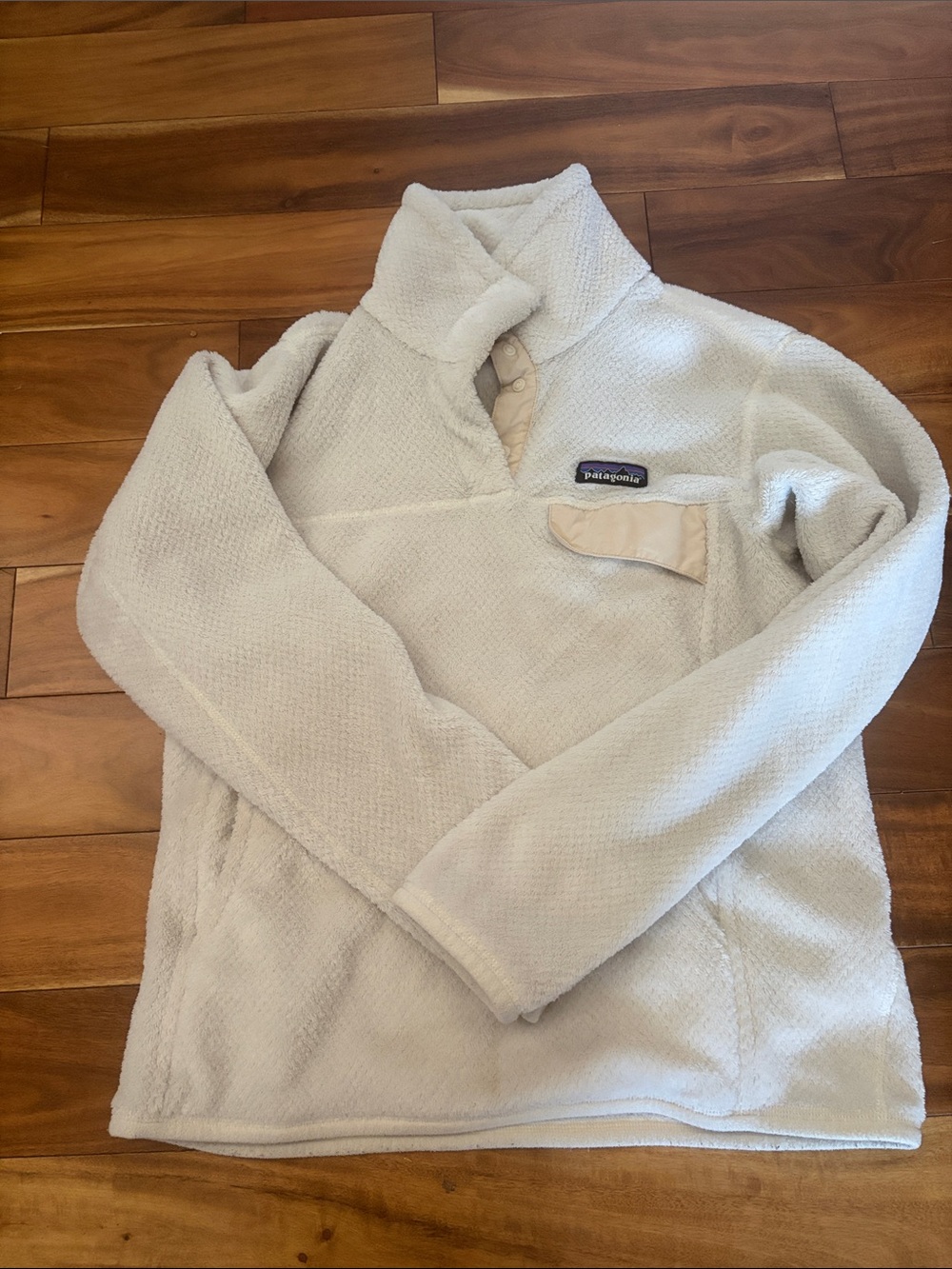 Patagonia Cream Fleece Quarter-Snap Pullover